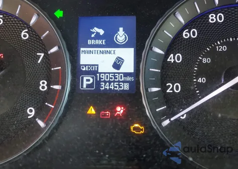 2015 Infiniti Q70 3.7X z USA, uszkodzony, nr VIN JN1BY1ARXFM562769